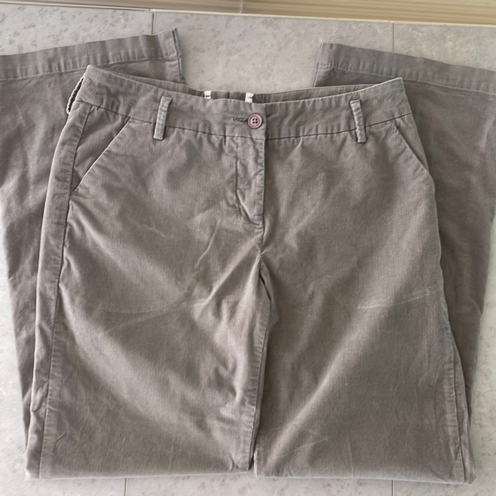 GARNET HILL women’s gray corduroy flare leg pants flap pockets size 8 Petite